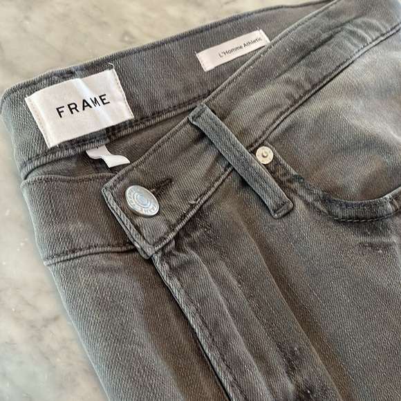 Frame L'Homme Athletic Brushed Twill
in Smoke Gray Men’s 36 - Picture 2 of 12